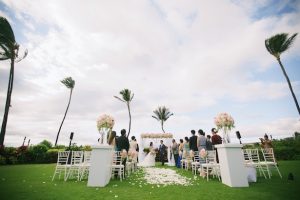 Outdoor wedding ceremony - Anna Kim Photography