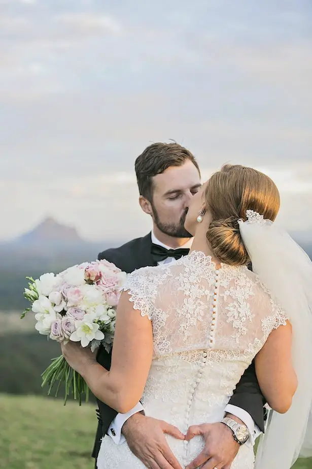 Romantic wedding photo ideas - Calli B Photography's