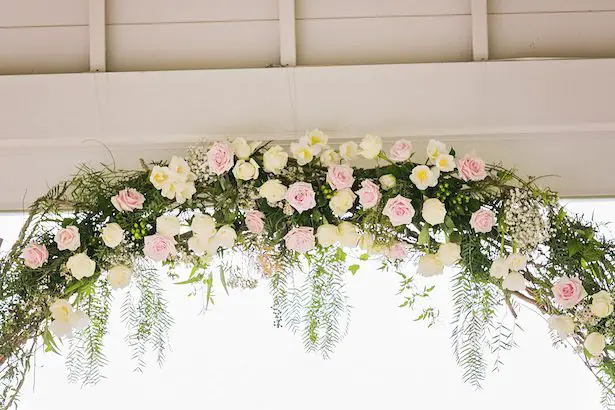 Wedding cermony flowers - Calli B Photography's