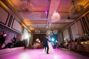 Wedding dance - Style and Story Photography