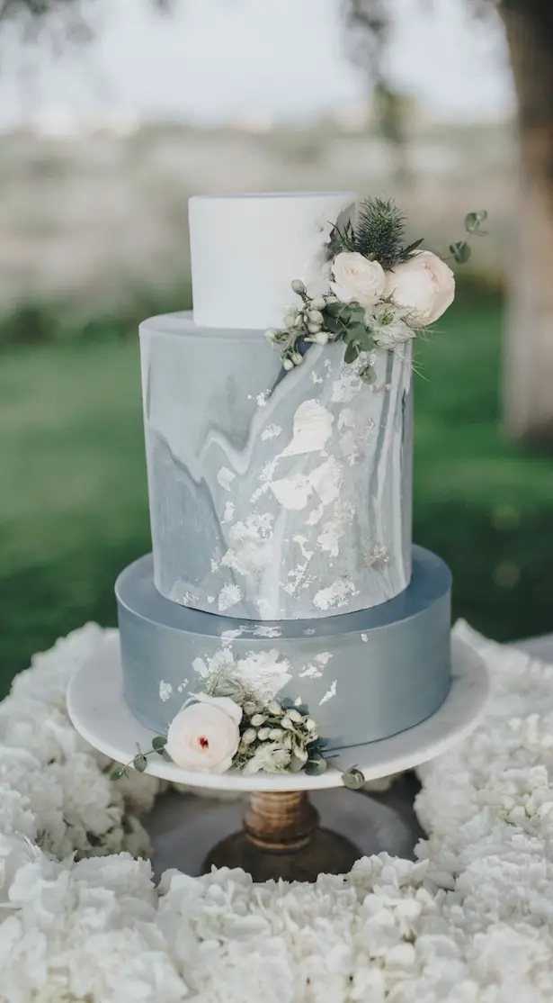 Marble Wedding Cakes - Photography: Blake Hogge 