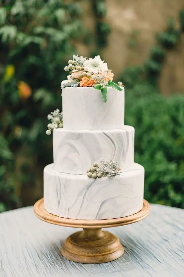Marble Wedding Cakes - Rustic White Photography