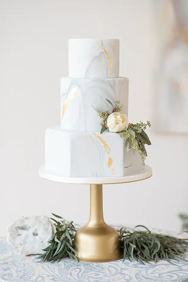 Wedding Trends : Marble Wedding Cakes - Belle The Magazine