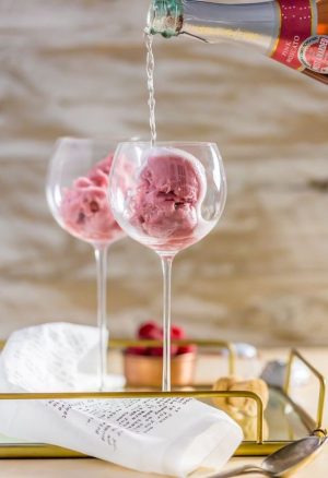 Raspberry Champagne Floats - via The Cookie Rookie