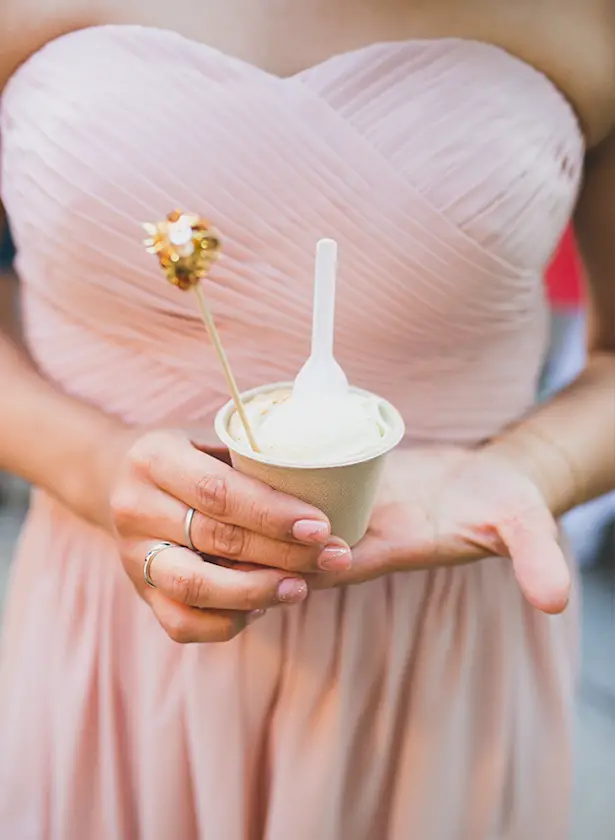 Summer Wedding Ideas: Ice cream - Floataway Studios
