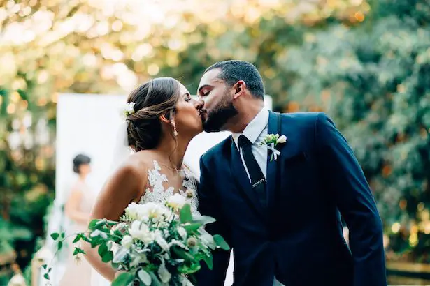 Wedding kiss - Esteban Daniel Photography