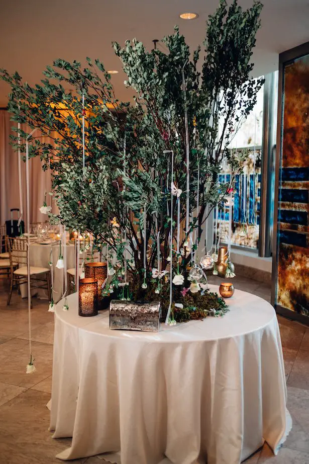 Wedding tree centerpiece - Esteban Daniel Photography