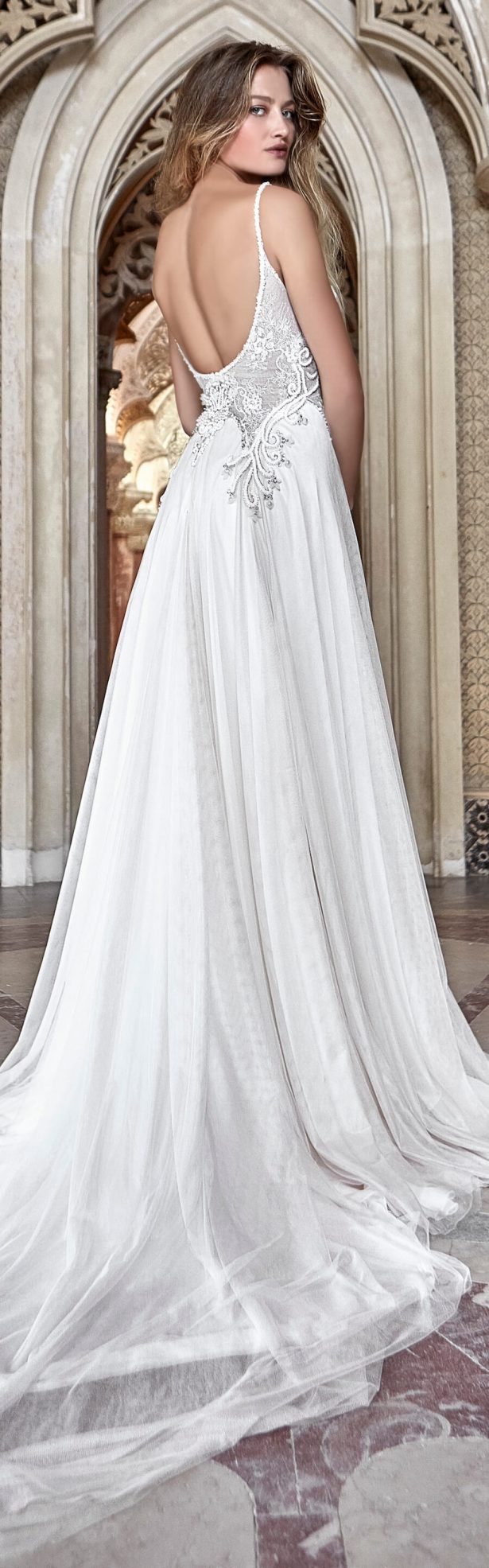 Solo Merav 2017 Wedding Dress Collection