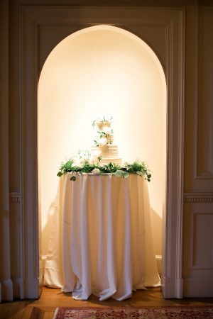 Wedding Cake table - Lindsay Campbell Photography