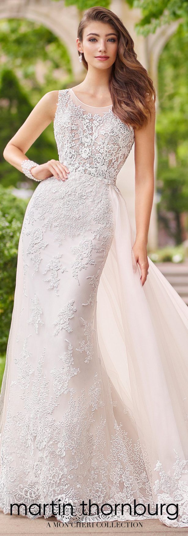 Beautiful dresses in the hotsell world 2018