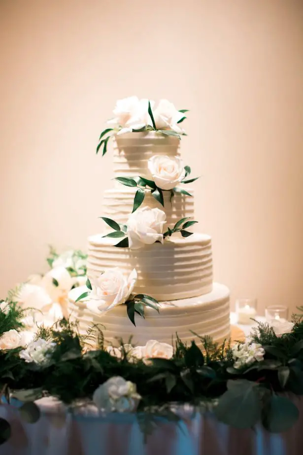 White classic Wedding Cake - Lindsay Campbell Photography