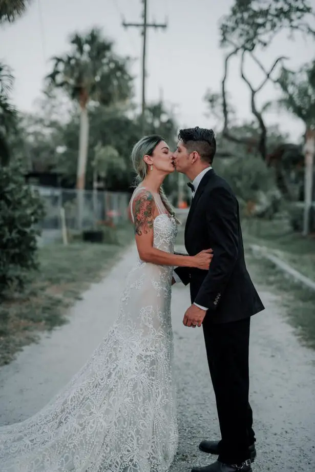 wedding kiss - Lindsey Morgan Photography