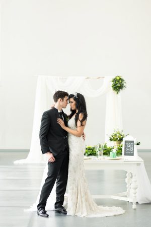 Beautiful Wedding Bride and Groom - Tom Wang Photography