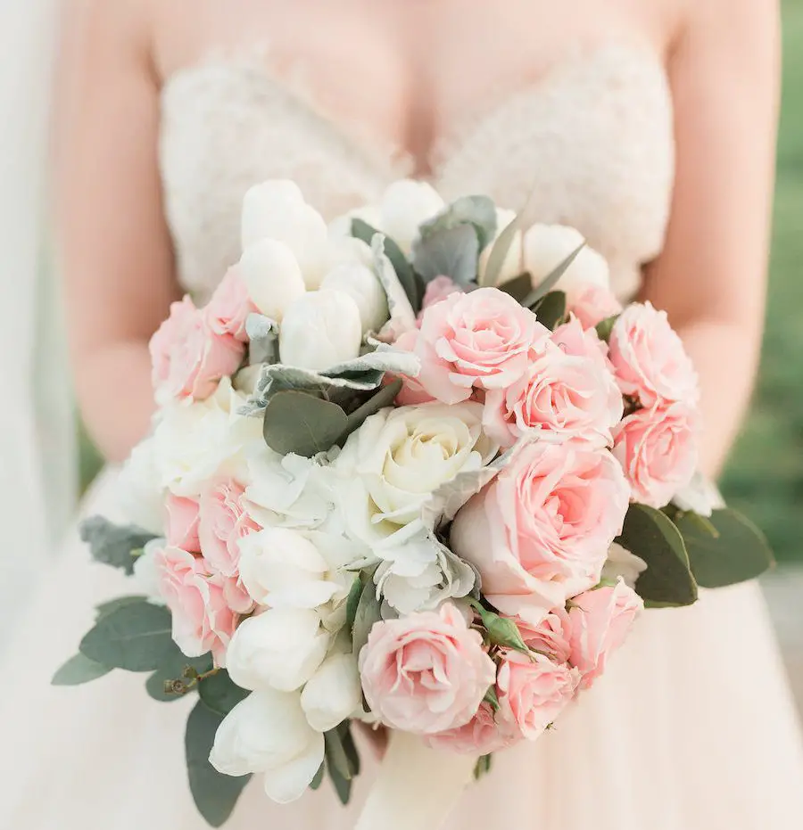 Cover -Blush roses wedding bouquet