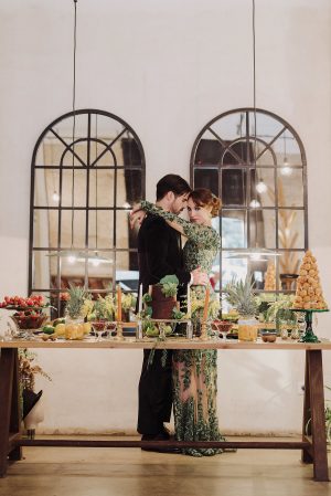 Gorgeous Wedding Desert Table - Dos de Corazones Photography