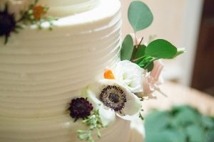 Classic White Wedding Cake - Paige Vaughn Photography