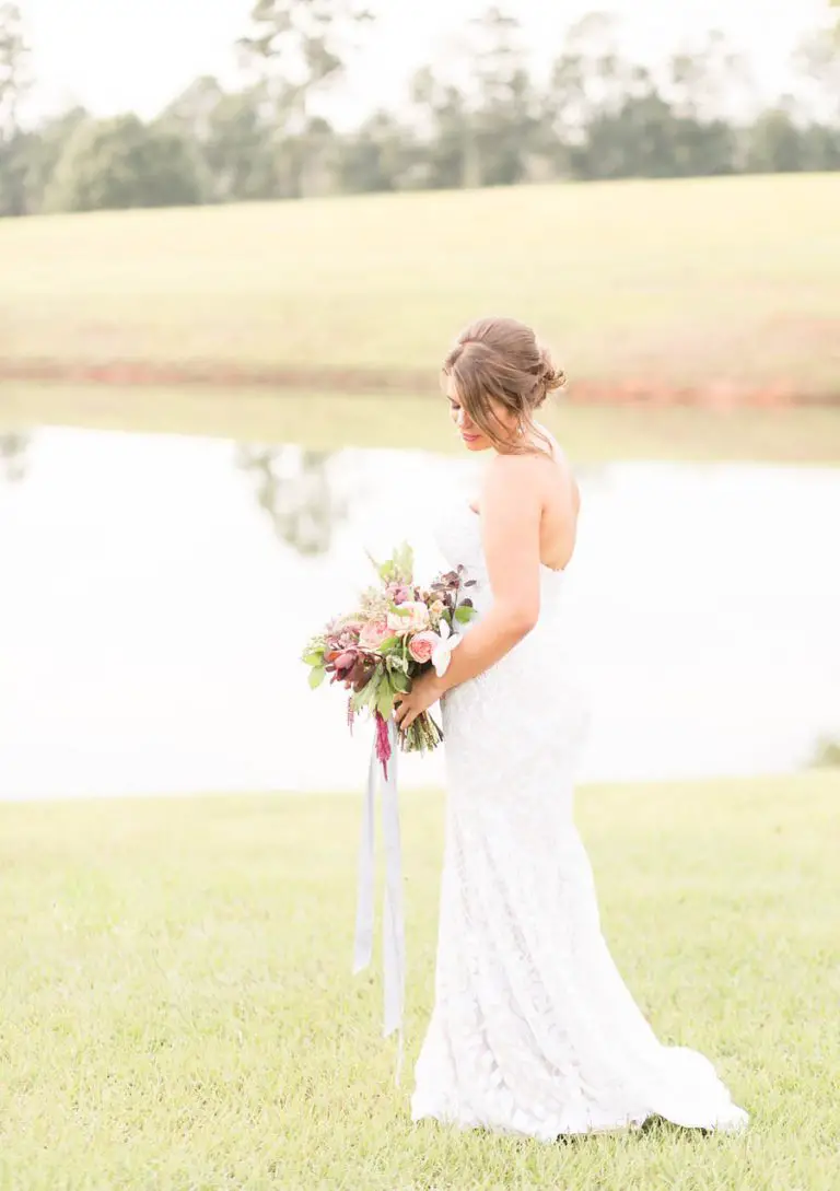 Rustic Elegance Wedding Inspiration Belle The Magazine 9977