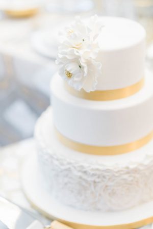 Glamorous White and Gold Wedding Cake - Lula King Photography