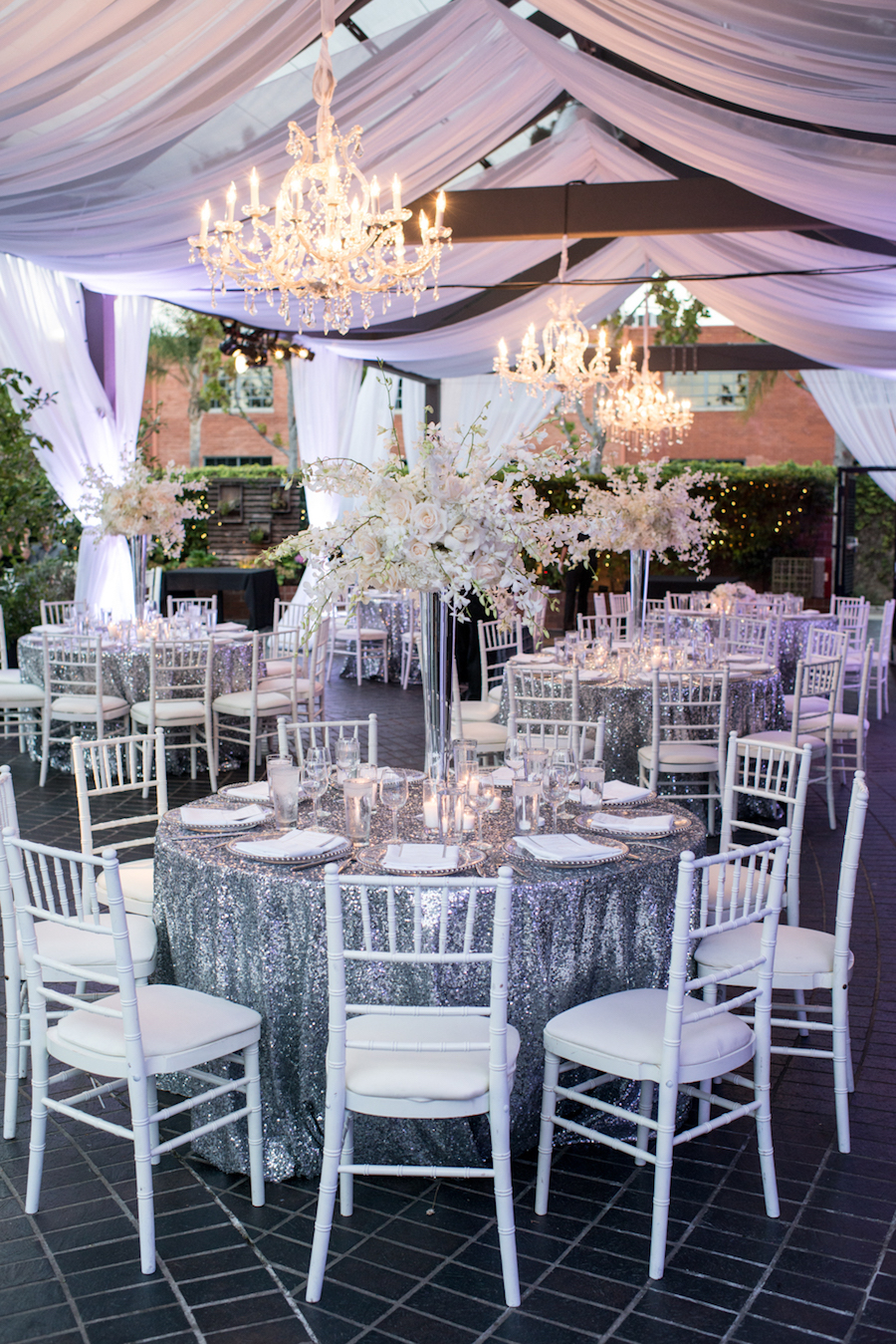 Glitz and Glam Wedding Ideas for Your New Year's Eve