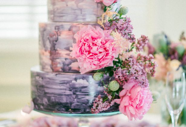 Pantone Ultra Violet Wedding Cake - Donna Lams Photo