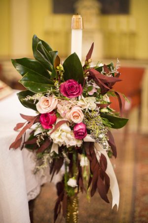 Wedding Ceremony flowers- Anna Schmidt Photography