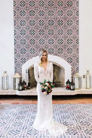 Winter Wedding Bride and bouquet - Harmony Lynn Photography