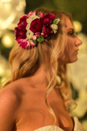 Natural flowers bridal headpiece - Emily Leis Photography