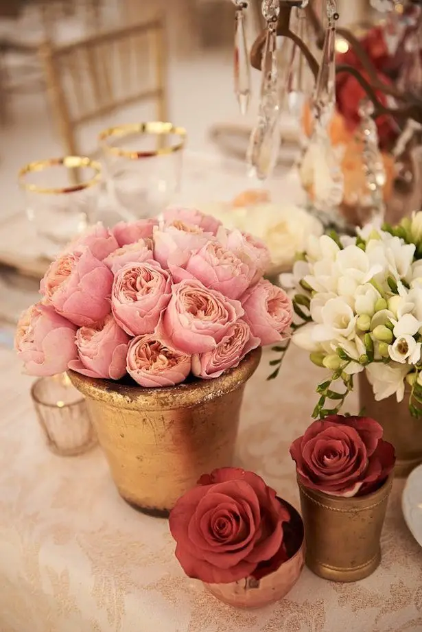 Rustic Glamour Wedding flowers - Photography: Studio Bonon