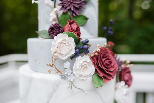 Bold and Romantic Wedding Cake - KVC Photography