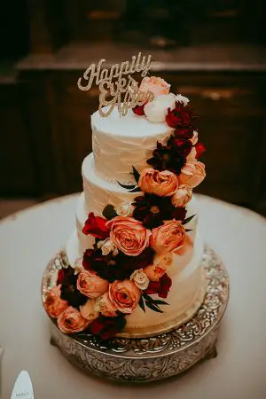 Burgundy and coral wedding cake - Ashley Layden Photography