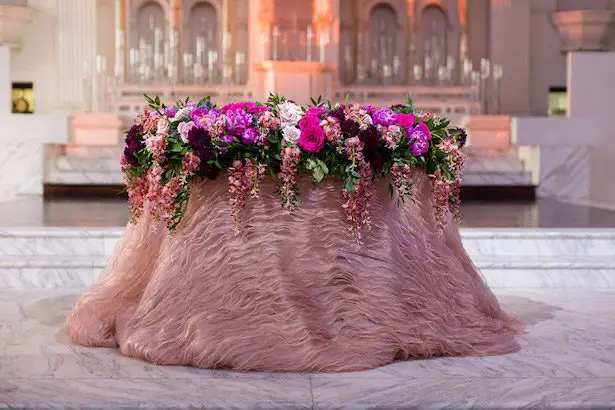 Glamorous Wedding Table - Embrace Life Photography