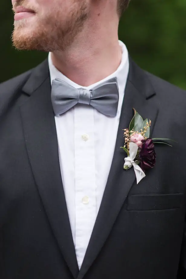 Grooms bowtie and boutonniere - KVC Photography