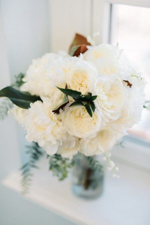 White Wedding Flowers - ​Jana Williams Photography​
