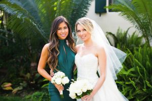 Bride and maid of honor- Photography: Callaway Gable