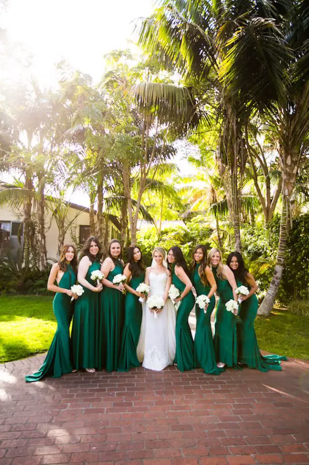 Green bridesmaid dresses - Photography: Callaway Gable