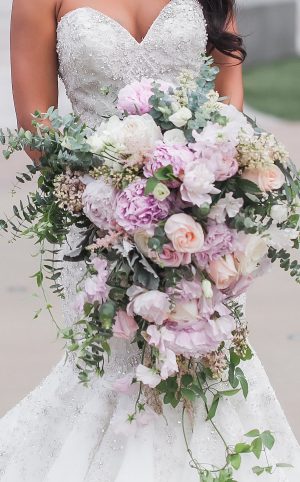 Cascading Wedding bouquet - Casey Hendrickson Photography