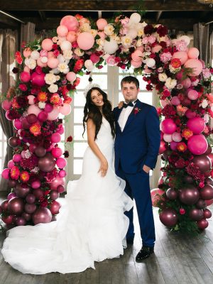 Wedding Balloon Arch - Photo: Artem Petrov