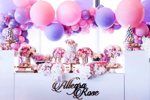 23 Wedding Balloon Ideas For Your Big Day