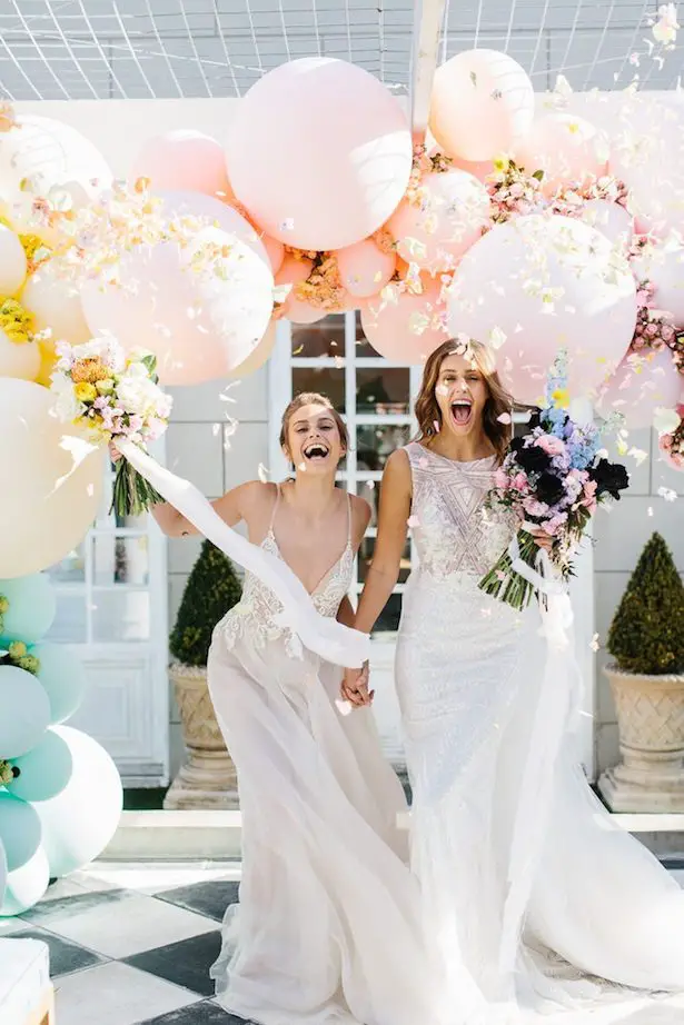 Wedding balloon ideas - Photography: Kas Richards