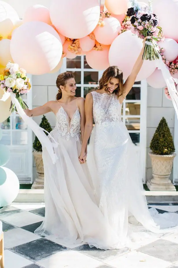 30 Inspiring Wedding Balloon Ideas For Your Big Day - Belle The Magazine