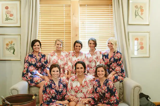 Bridesmaid robes - Photo: Elizabeth Bristol 