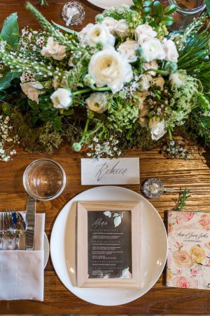 Creative Wedding Place Setting Idea 006. FiftyFlowers.com - Danielle Coons