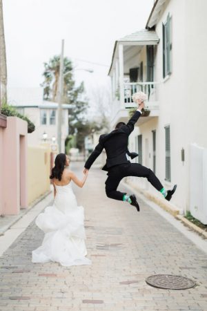 Fun wedding photo idea - Brooke Images