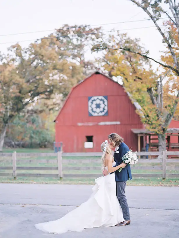 Rustic Barn Wedding- Juicebeats Photography