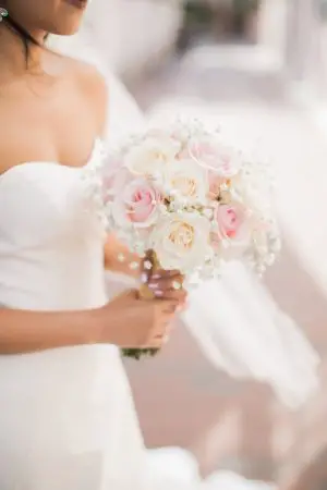 White and pink roses wedding bouquet - Brooke Images