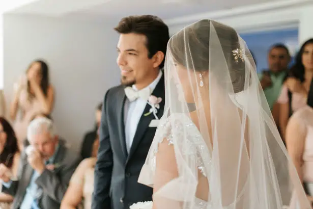 Intimate Wedding Ceremony - Photo: Pablo Díaz