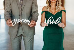 Engagement Photo Ideas - Photography: Dewitt for Love LL
