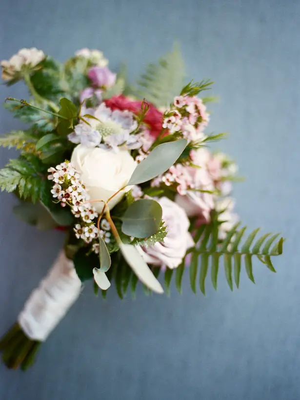 Lavender and greenery bridesmaid wedding bouquet - Photography: Rochelle Louise