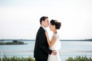 Romantic Modern Wedding Photo - Nora Photography