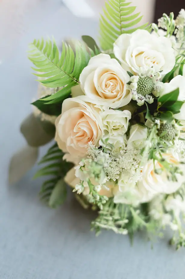 White rose and greenery wedding bouquet - Photography: Rochelle Louise